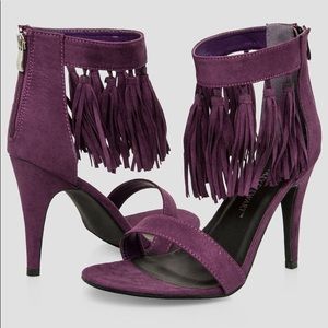 Gorgeous tassel heels size 12W